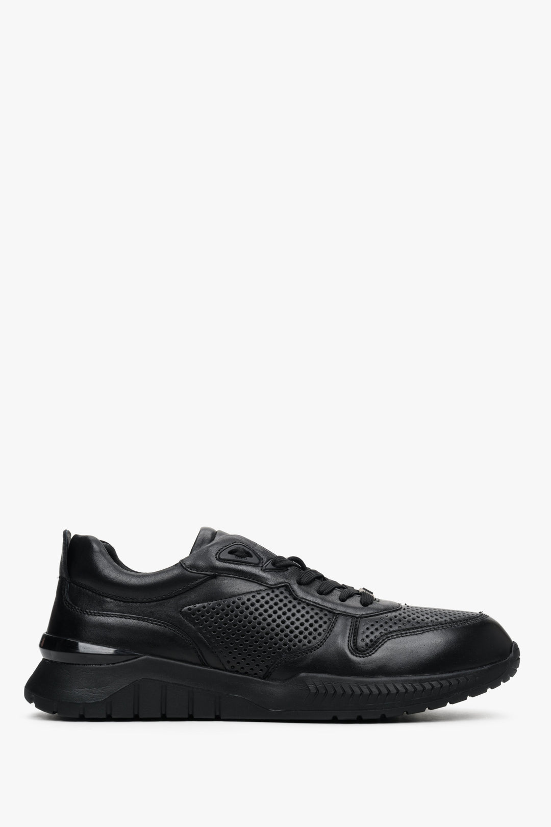 Black Perforated Men's Sneakers Estro ER00112892
