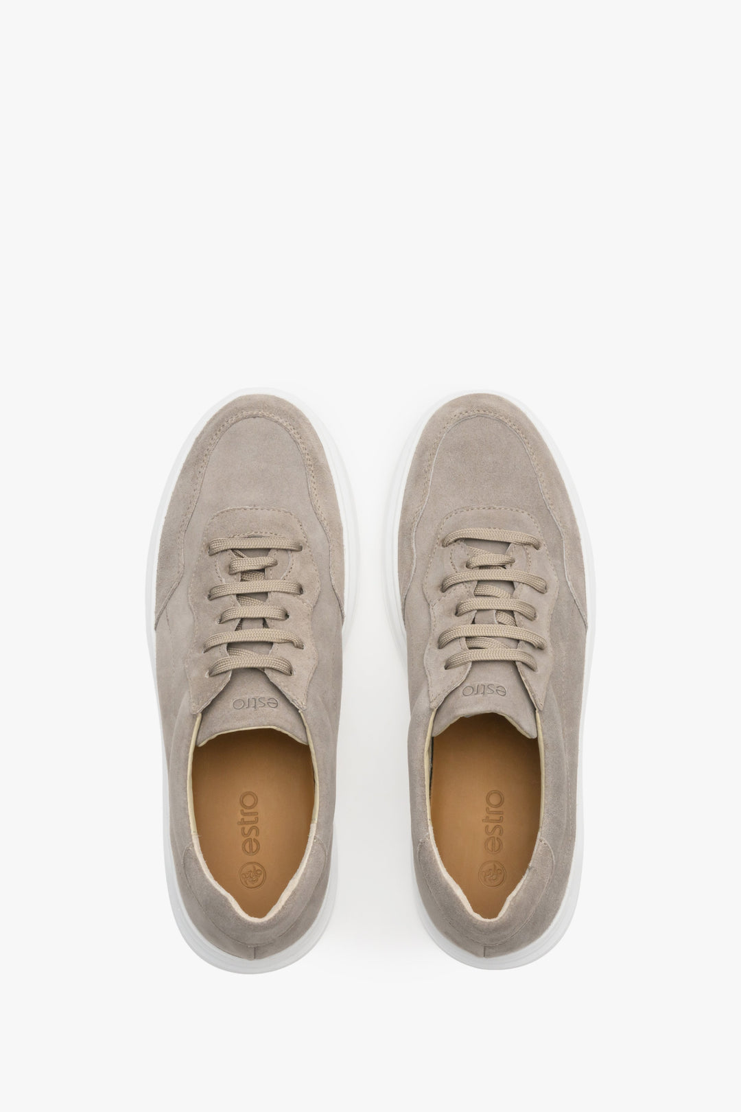 Grey velour Estro men's sneakers in with lacing for spring - presentation of the model from above.