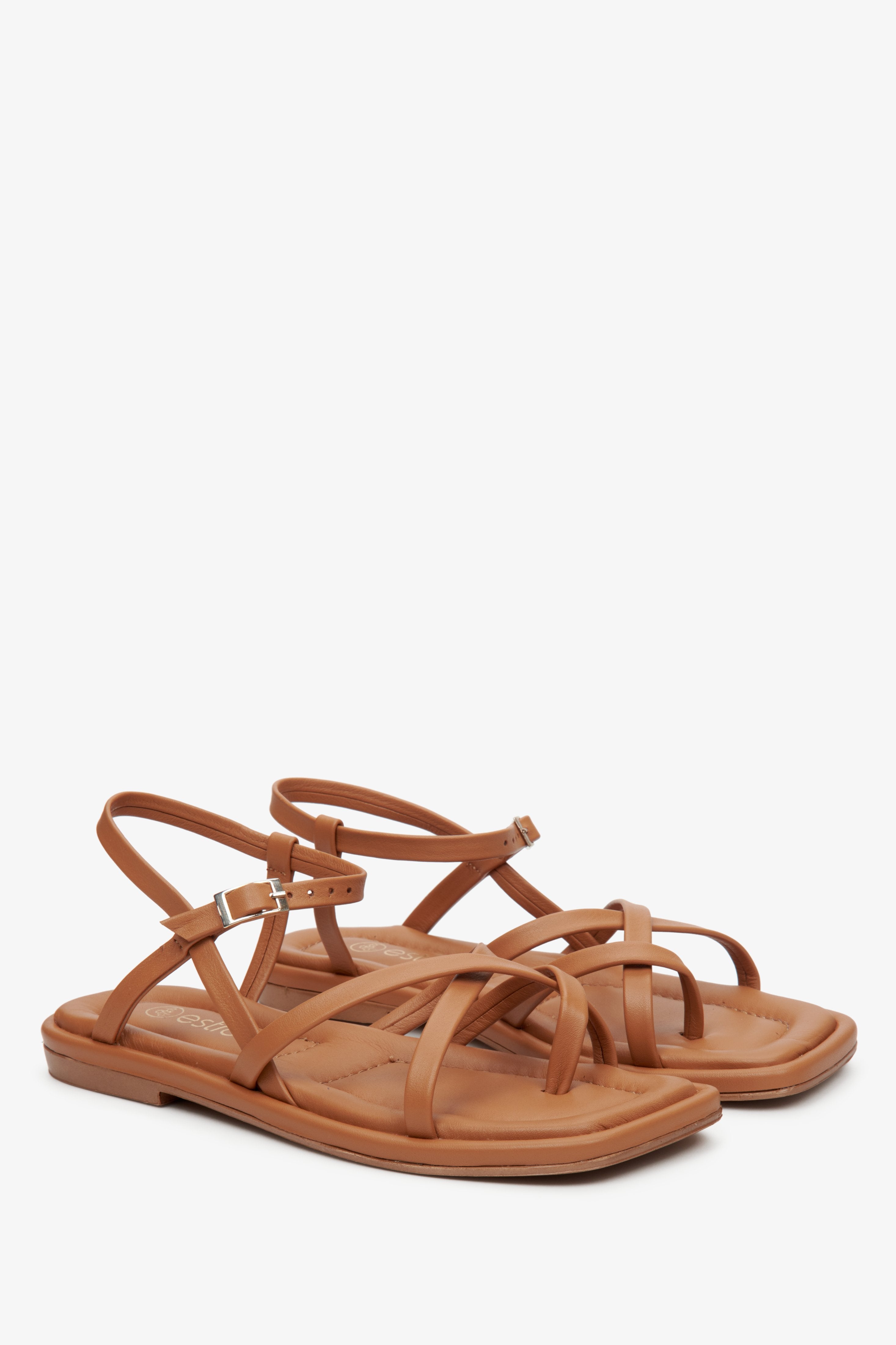 Estro women's sandals in brown made of natural leather with cross straps.