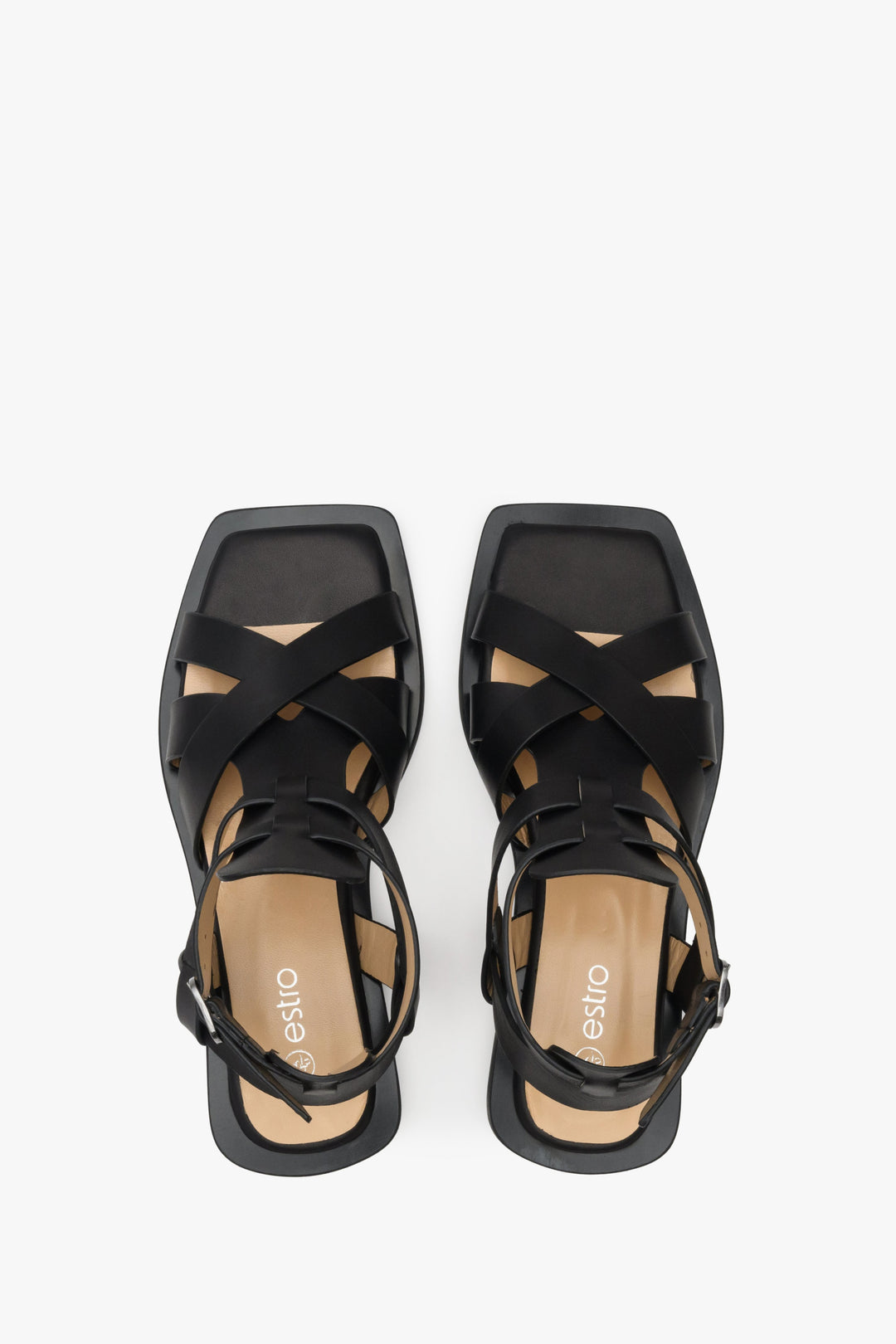 Women's sandals in black in natural leather Estro - presentation of footwear from above.