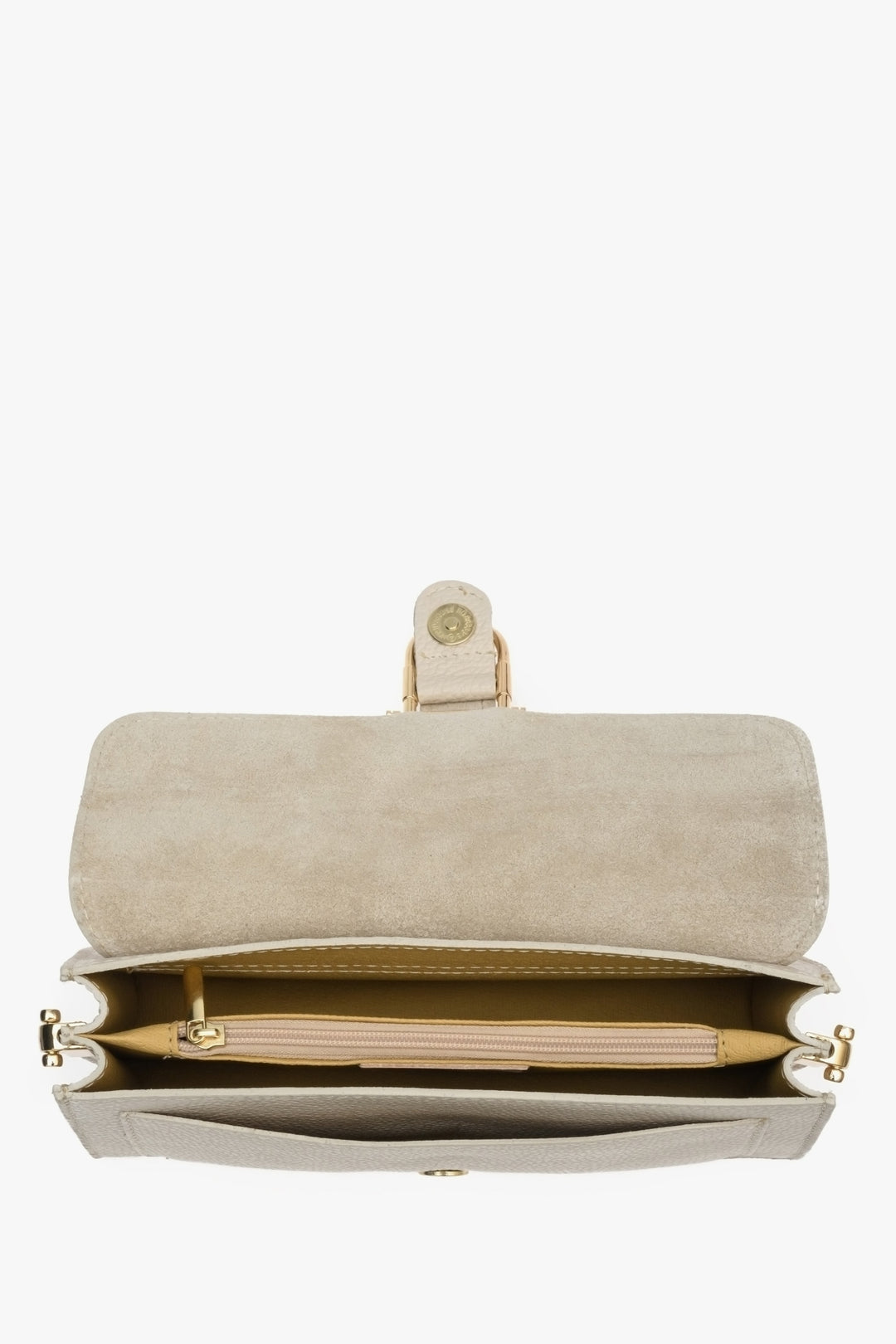Women's small leather handbag in light beige color - presentation of the lining of the bag.