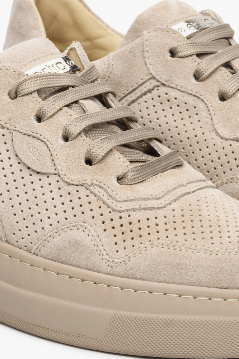 Estro women's suede sneakers in beige with perforations for summer - close-up on details.