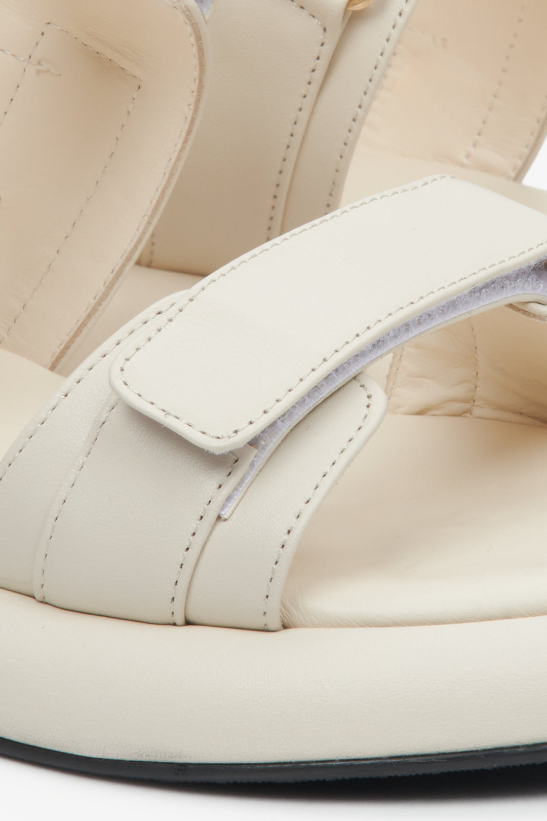 Light Beige Strappy Leather Sandals by Estro - a close-up on details.