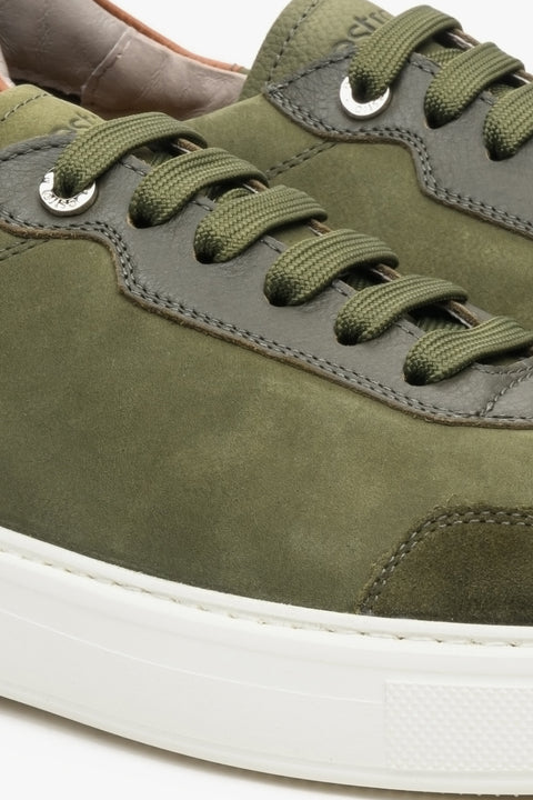 Estro men's green-brown nubuck and leather lace-up Estro sneakers - close-up of the binding system.